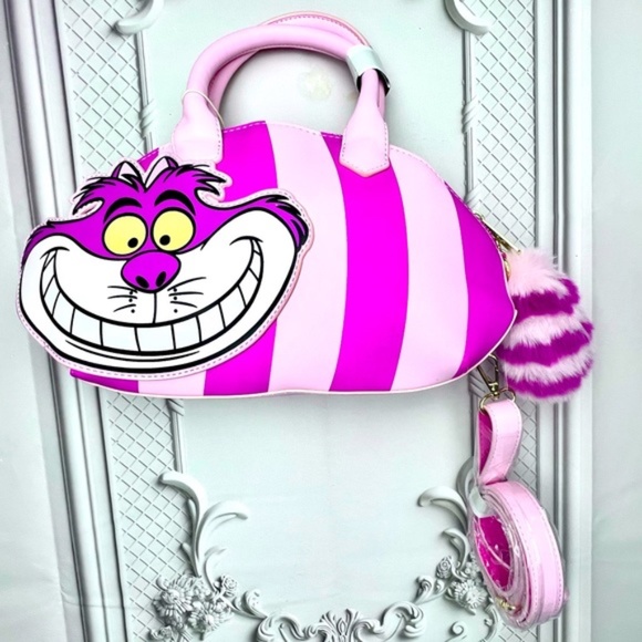 Loungefly Handbags - NWT Loungefly Disney Alice In Wonderland Cheshire Cat Cross Body Bag